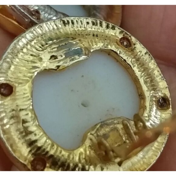 VINTAGE Faux Pearl Gold Clip-On Earrings Statement Bold Classic Mishmatch - Picture 7 of 12